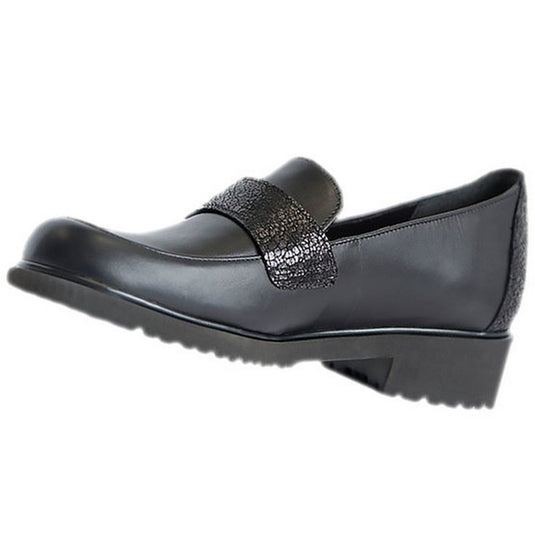 Munro Women's Geena Slip-on Black leather Munro Women's Geena Slip-on Black leather
