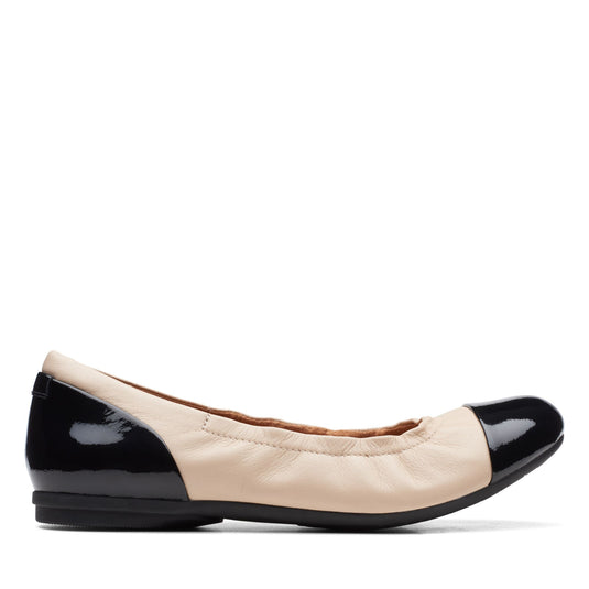 Clarks Women's Rena Jazz Light Sand Comb Clarks Women's Rena Jazz Light Sand Comb