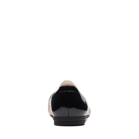 Clarks Women's Rena Jazz Light Sand Comb
