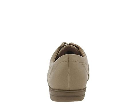 Easy Spirit Women's Motion Walking Shoes Wheatfield Leather Easy Spirit Women's Motion Walking Shoes Wheatfield Leather
