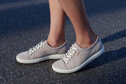 Ecco Women's Soft 7 Sneakers Gray-Rose Ecco Women's Soft 7 Sneakers Gray-Rose