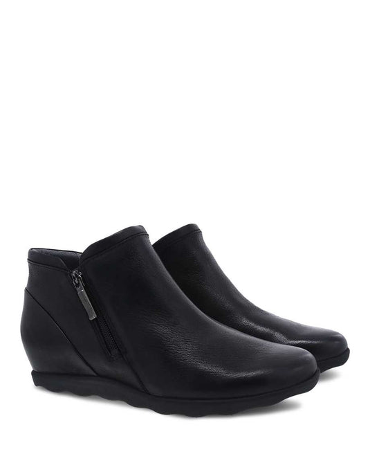 Dansko Women's Miki Black Burnished Nubuck Dansko Women's Miki Black Burnished Nubuck