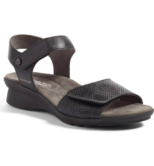 Mephisto Women's Pattie Flat Sandals Black Mephisto Women's Pattie Flat Sandals Black