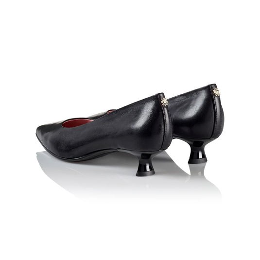 Ayelet By Naot Women's Romy Pointed Toe Pump Black Leather