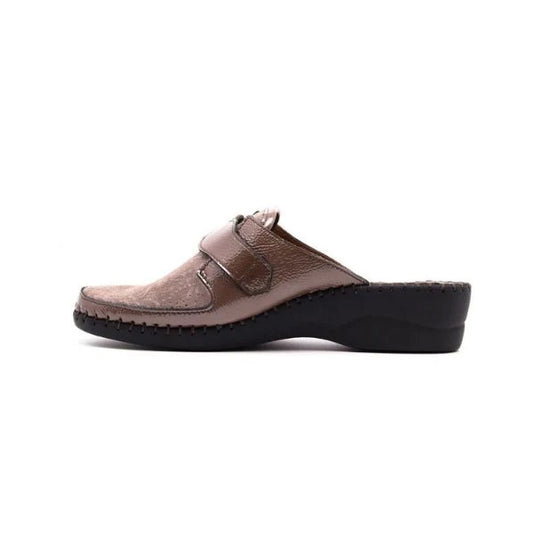 La Plume Women's Garden Taupe La Plume Women's Garden Taupe