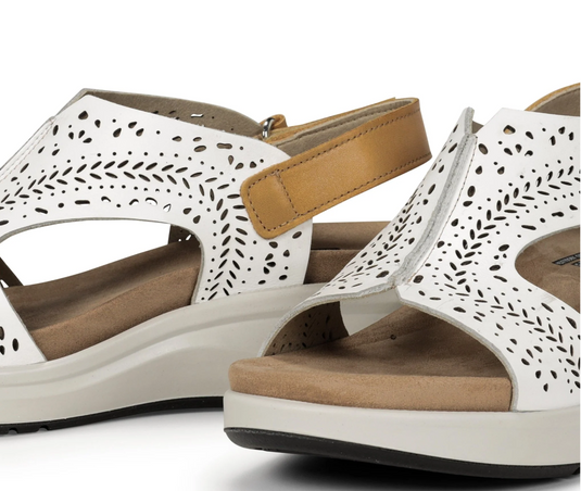 Fluchos Women's YAGON F1481 Sandals White Fluchos Women's YAGON F1481 Sandals White