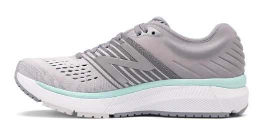 New Balance Women's W860P10 Gray