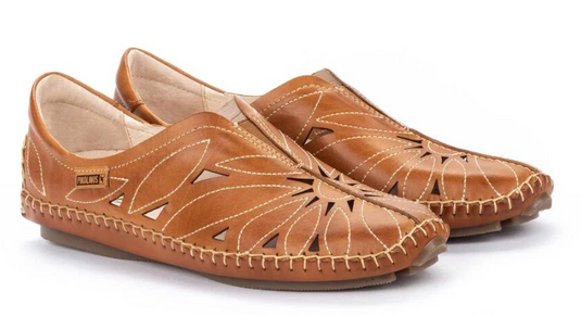 Pikolinos Women's Jerez leather moccasin Brandy