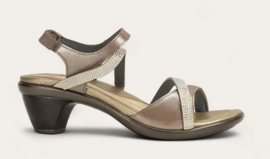 Naot women's Innovate Sandals Silver Threads Lthr/Beige w/ Clear Rhinestones