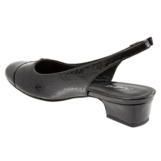 Trotters Women's Dea Slingback Sandals Black Snake Trotters Women's Dea Slingback Sandals Black Snake