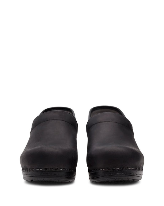 Dansko Pro XP Clog Black Oiled Dansko Pro XP Clog Black Oiled