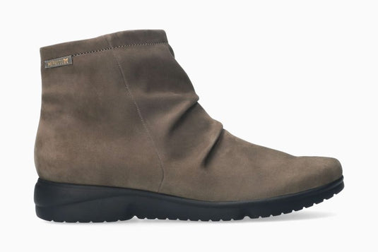 Mephisto Women's Rezia Ankle Boot Walnut Leather Mephisto Women's Rezia Ankle Boot Walnut Leather