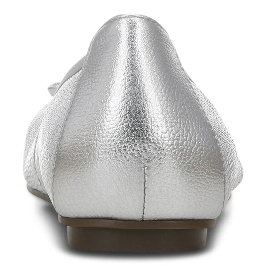 Vionic Women's Minna Ballet Flat Silver Vionic Women's Minna Ballet Flat Silver