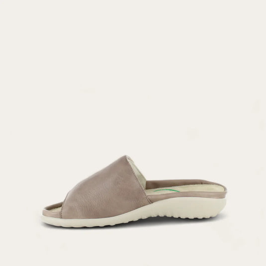 Naot Women's Ipo Sandals Soft Stone Leather/Beige Lizard Leather