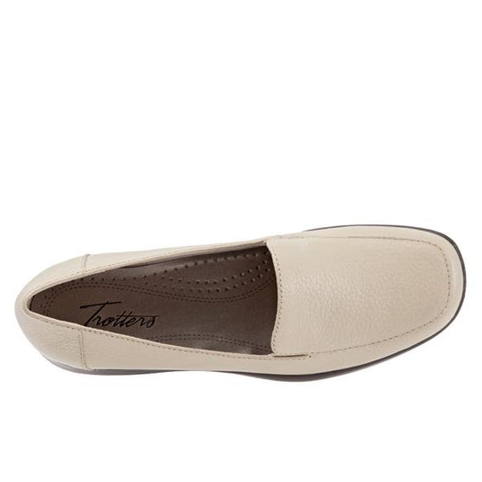 Trotters Women's Jenn Slip-On Albaster Trotters Women's Jenn Slip-On Albaster