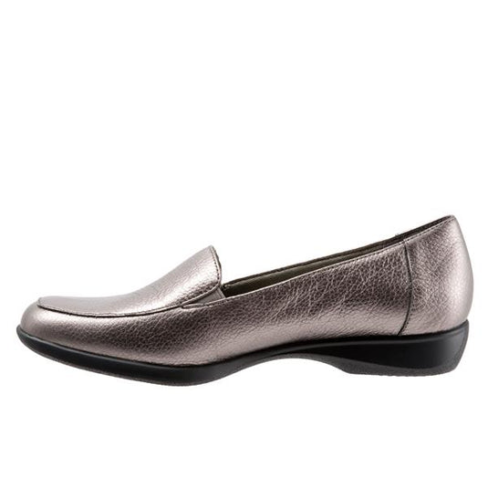 Trotters Women's Jenn Slip-On  Pewter Trotters Women's Jenn Slip-On  Pewter