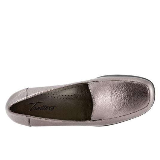 Trotters Women's Jenn Slip-On  Pewter Trotters Women's Jenn Slip-On  Pewter
