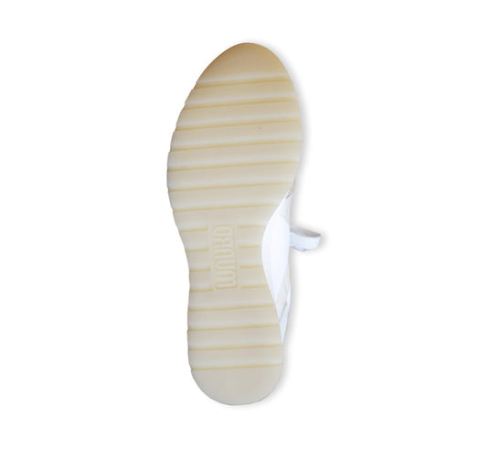 Munro Women's Piper Lace-Up Sneaker White Combo