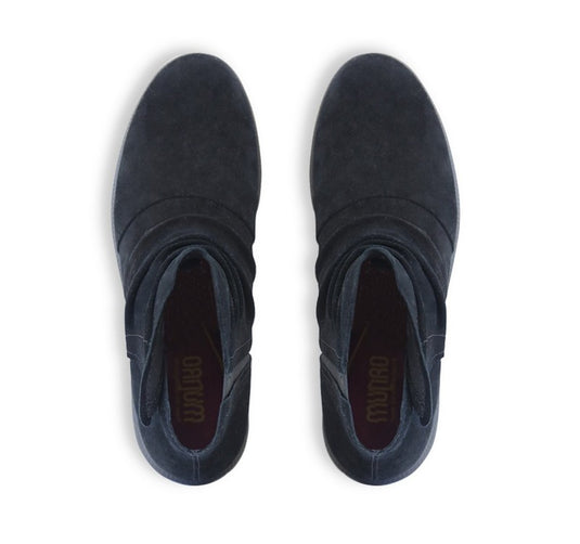 Munro Women's Scout Boots Black Suede Munro Women's Scout Boots Black Suede