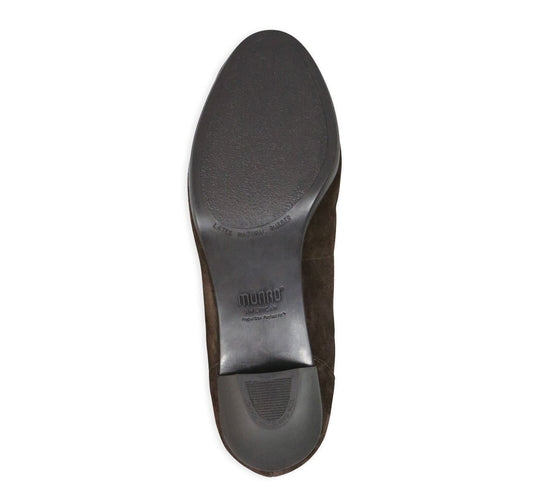 Munro Women's Francee Ankle Bootie Brown Suede Munro Women's Francee Ankle Bootie Brown Suede