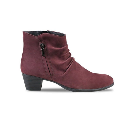 Munro Women's Elliot Boots Wine Leather Munro Women's Elliot Boots Wine Leather