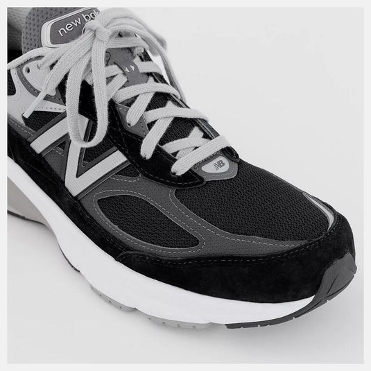 New Balance Men's 990v6 Black with White New Balance Men's 990v6 Black with White