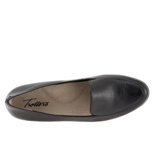 Trotters Women's Monarch Loafers Black Trotters Women's Monarch Loafers Black