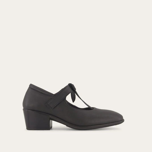 Naot Women's Nobility Jet Black Leather Naot Women's Nobility Jet Black Leather