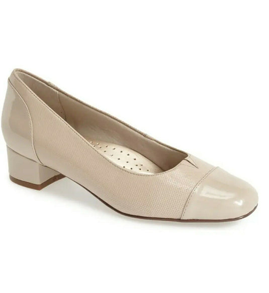 Trotters Women's Danelle Block Heel Nude Trotters Women's Danelle Block Heel Nude