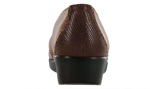 SAS Women's Nora Auburn/Lizard SAS Women's Nora Auburn/Lizard
