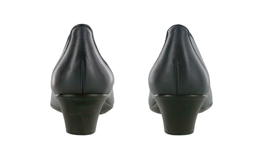 SAS Women's Milano Dress Pump Navy SAS Women's Milano Dress Pump Navy