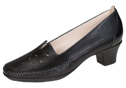 SAS Women's Sonyo V-Cut Pump Alfa Black SAS Women's Sonyo V-Cut Pump Alfa Black