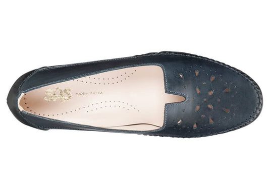 SAS Women's Sonyo V-Cut Pump Alfa Navy SAS Women's Sonyo V-Cut Pump Alfa Navy