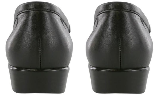 SAS Women's Savvy Flat Moccasin Black SAS Women's Savvy Flat Moccasin Black