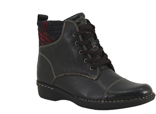 Clarks Women's Whistle Bea Black Tumbled Leather Clarks Women's Whistle Bea Black Tumbled Leather