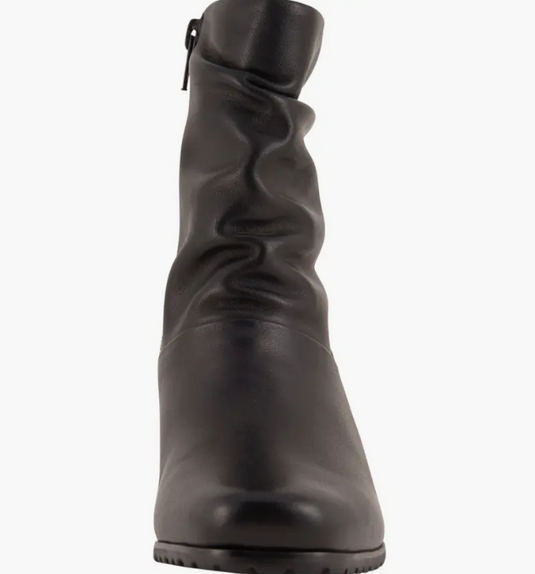 David Tate Women's Kona Leather Bootie Black