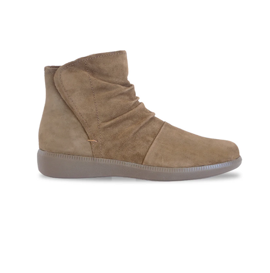 Munro Women's Scout Boots Toasted Seasme Suede Munro Women's Scout Boots Toasted Seasme Suede