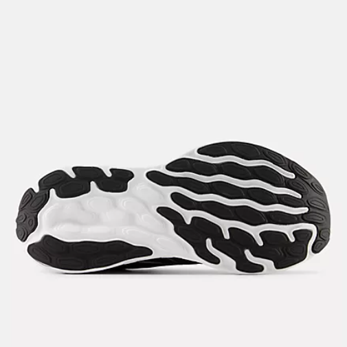 New Balance Women's Fresh Foam 680v8 Black/Light Gold Metallic/ Black Metallic New Balance Women's Fresh Foam 680v8 Black/Light Gold Metallic/ Black Metallic