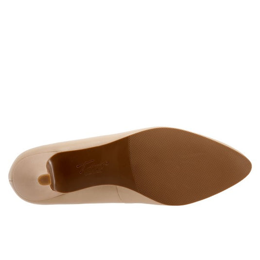 Trotters Women's Kiera Dress Pumps Nude Trotters Women's Kiera Dress Pumps Nude