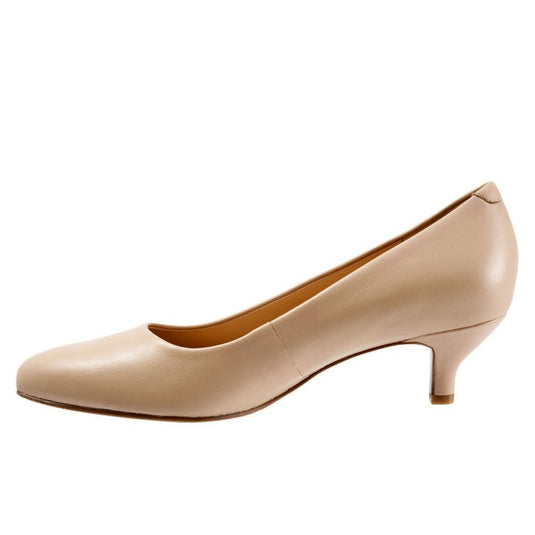 Trotters Women's Kiera Dress Pumps Nude Trotters Women's Kiera Dress Pumps Nude