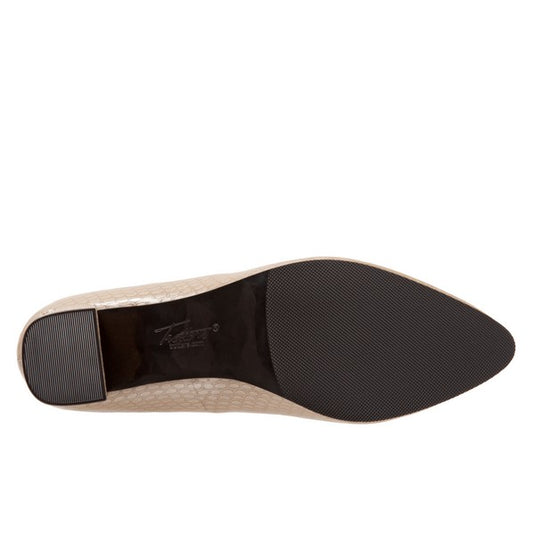 Trotters Women's Kari Pump Taupe Snake Trotters Women's Kari Pump Taupe Snake