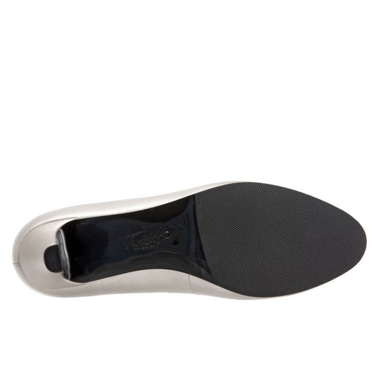 Trotters Women's Fab Dress Pumps Pewter Trotters Women's Fab Dress Pumps Pewter