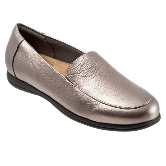 Trotters Women's Deanna Slip On Pewter Trotters Women's Deanna Slip On Pewter