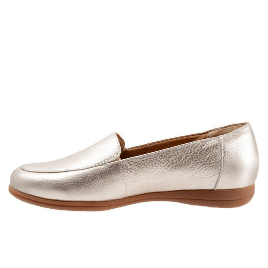 Trotters Women's Deanna Slip On Champagne Metallic Trotters Women's Deanna Slip On Champagne Metallic