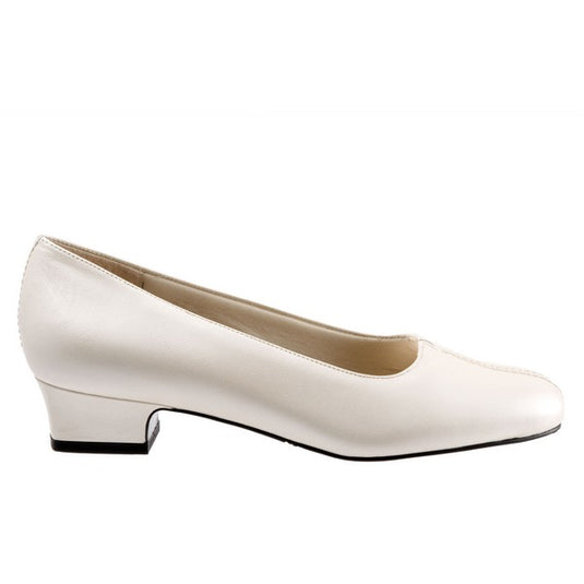 Trotters Women's Doris White Pearl Trotters Women's Doris White Pearl