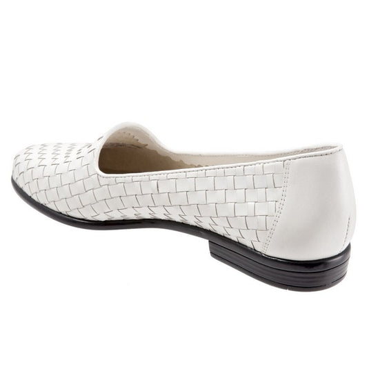 Trotters Women's Liz Loafers White Trotters Women's Liz Loafers White