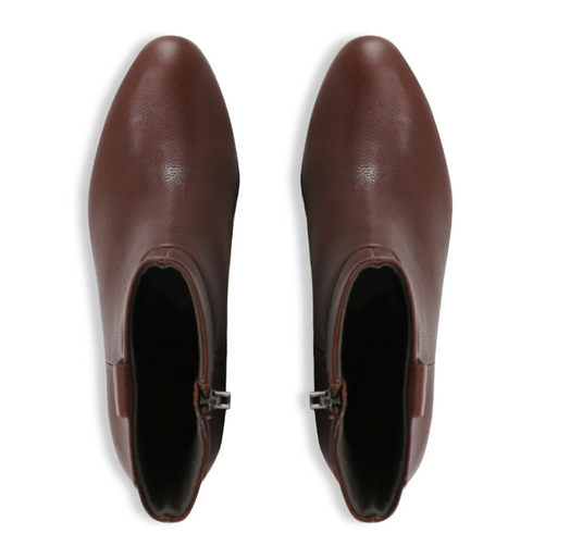 Munro Women's Tyler Boots Dark Rust Leather Munro Women's Tyler Boots Dark Rust Leather