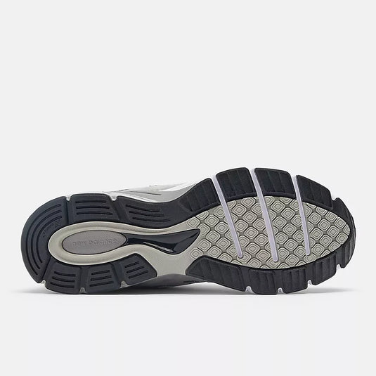 New Balance Women's 990v4 Sneaker Grey New Balance Women's 990v4 Sneaker Grey