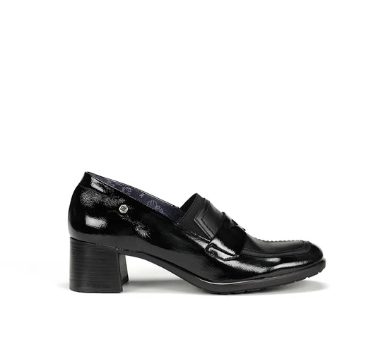 Dorking by Fluchos Women's IKIA D9205 Loafers Black Dorking by Fluchos Women's IKIA D9205 Loafers Black