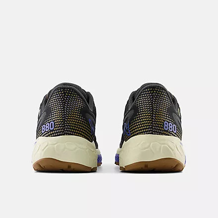 New Balance Women's Fresh Foam X 880v13 Gore-Tex Black With Marine Blue New Balance Women's Fresh Foam X 880v13 Gore-Tex Black With Marine Blue